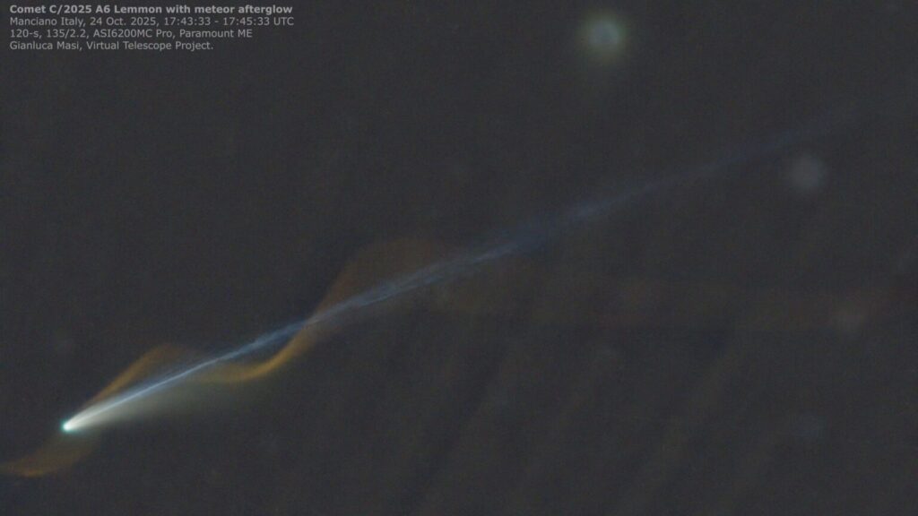 ‘Miracle’ photo captures Comet Lemmon and meteor seemingly entwined over Earth