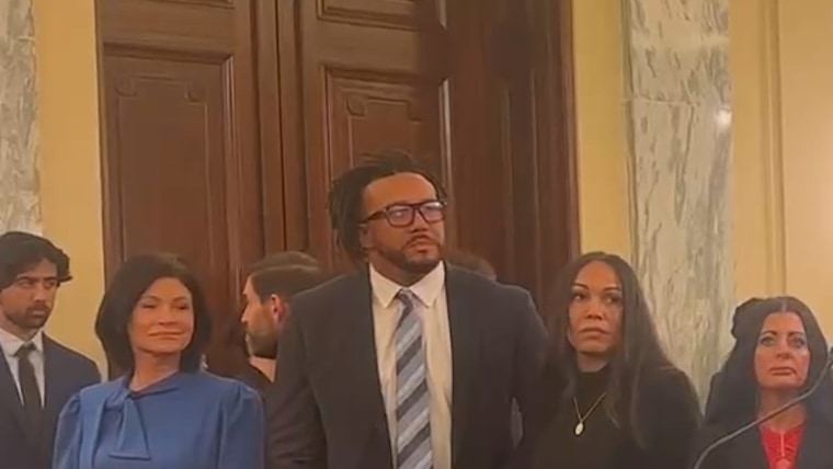 Proposed bill would ban AI chatbot companions for minors