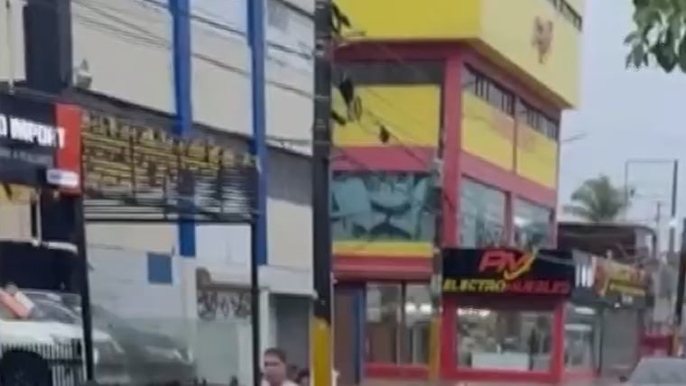 Hurricane Melissa strengthens to Category 4