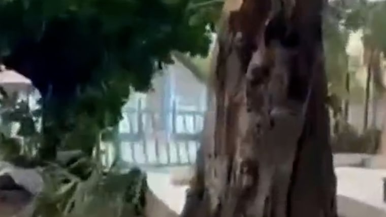 Melissa creating problems for Jamaica ahead of landfall