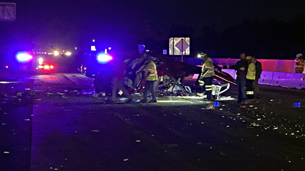 Helicopter crash shuts down Highway 50 in Sacramento area with injuries