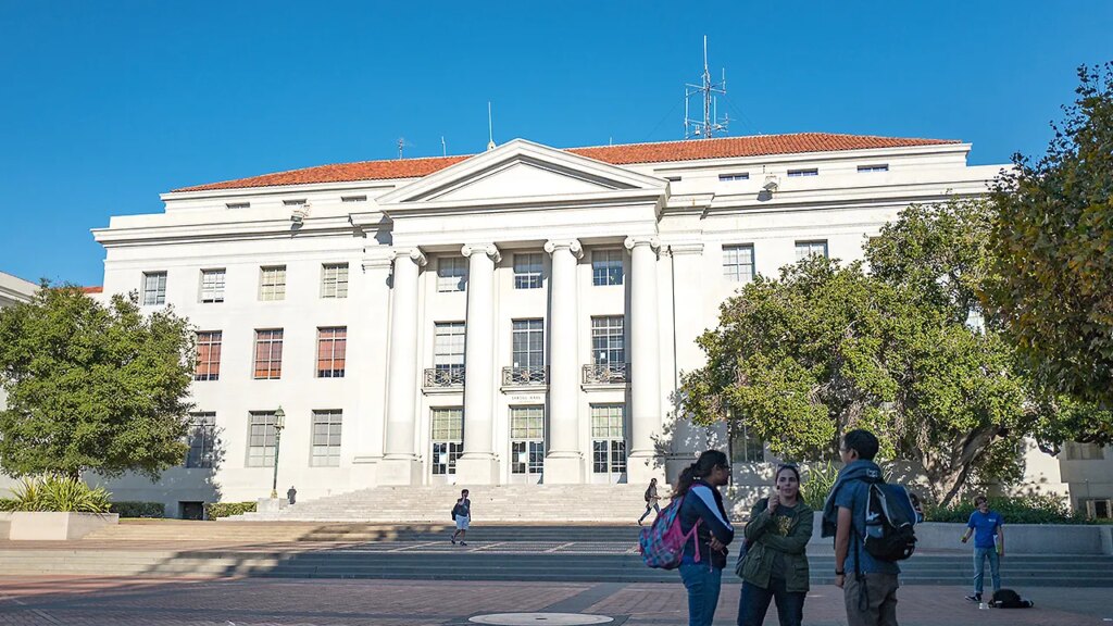 UC Berkeley course explores racial superiority in immigration law