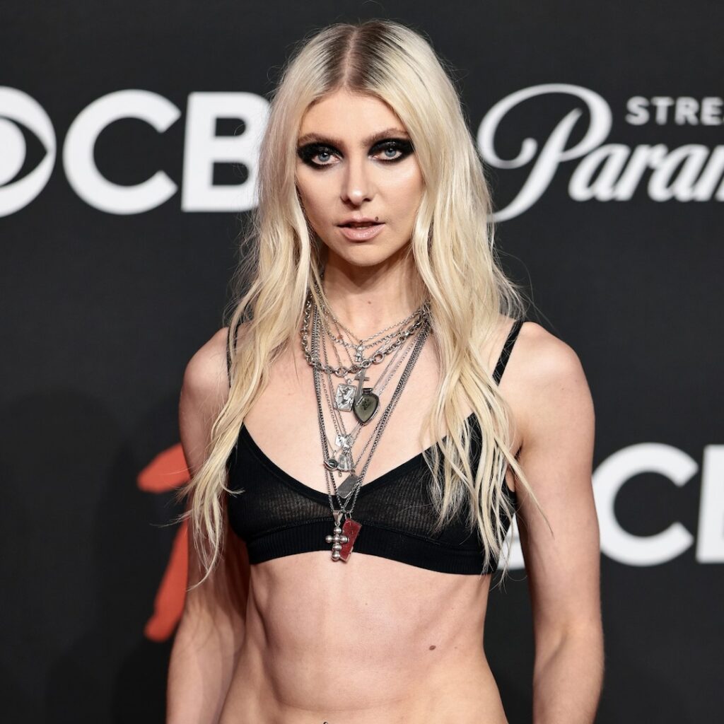 Why Taylor Momsen Really Left Gossip Girl