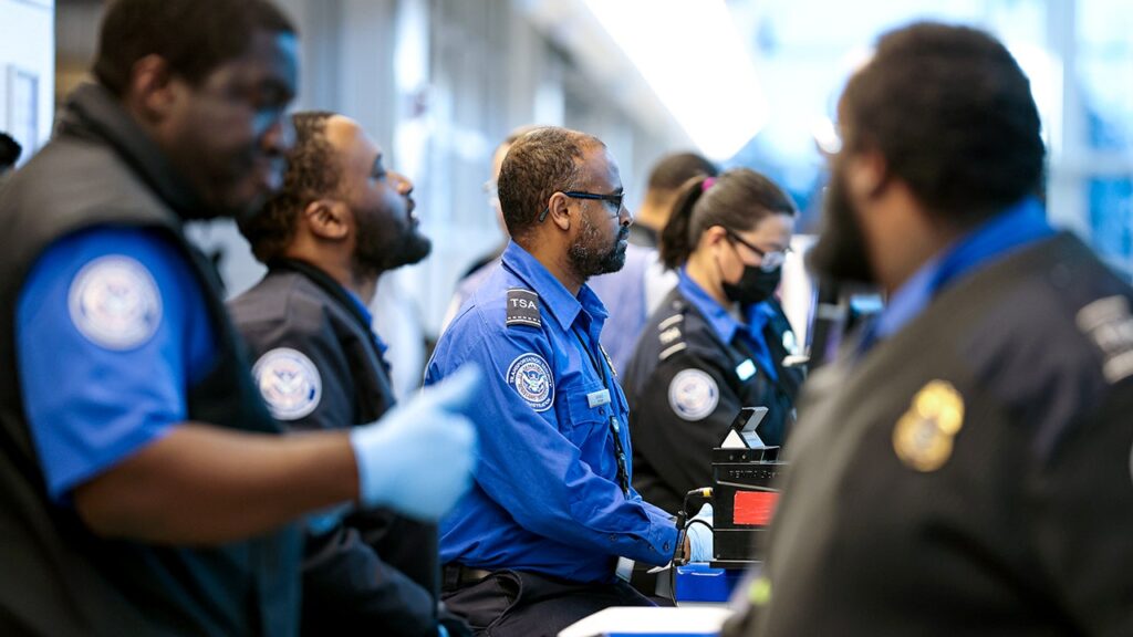 TSA agents to soon go without pay, and the White House won’t bail Dems out