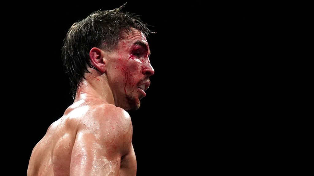 Michael Conlan suffers shock split-decision defeat to Kevin Walsh in his Belfast hometown | Boxing News